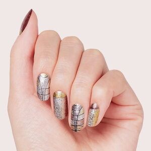 B2G1 GO FOR GOLD Color Street Nail Strips